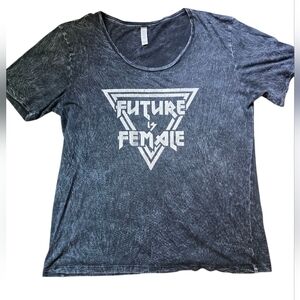 Women's Short Sleeve Tee - Black